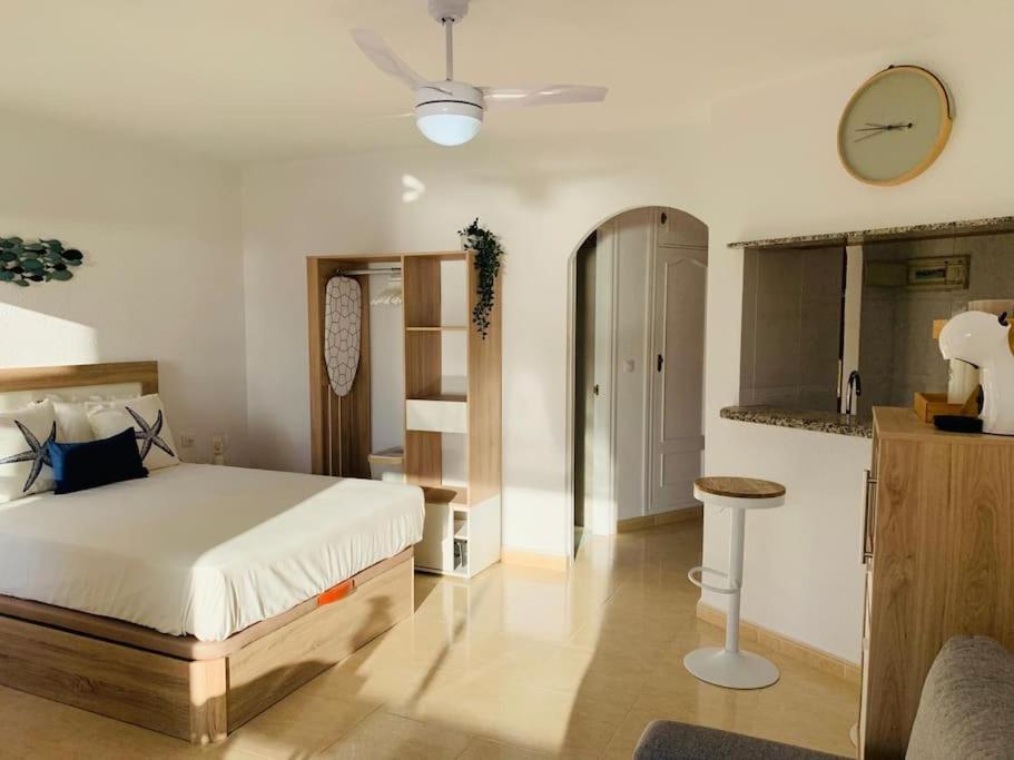 Ferienwohnung Gael Seaview Torrox Costa Exterior foto