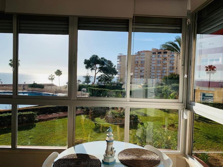 Ferienwohnung Gael Seaview Torrox Costa Exterior foto